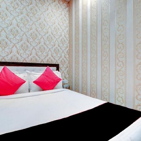 Hotel De Classico Juhu Mumbai Ngoại thất bức ảnh