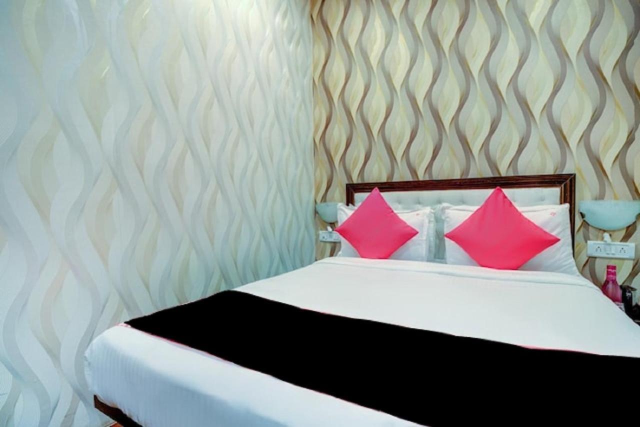 Hotel De Classico Juhu Mumbai Ngoại thất bức ảnh