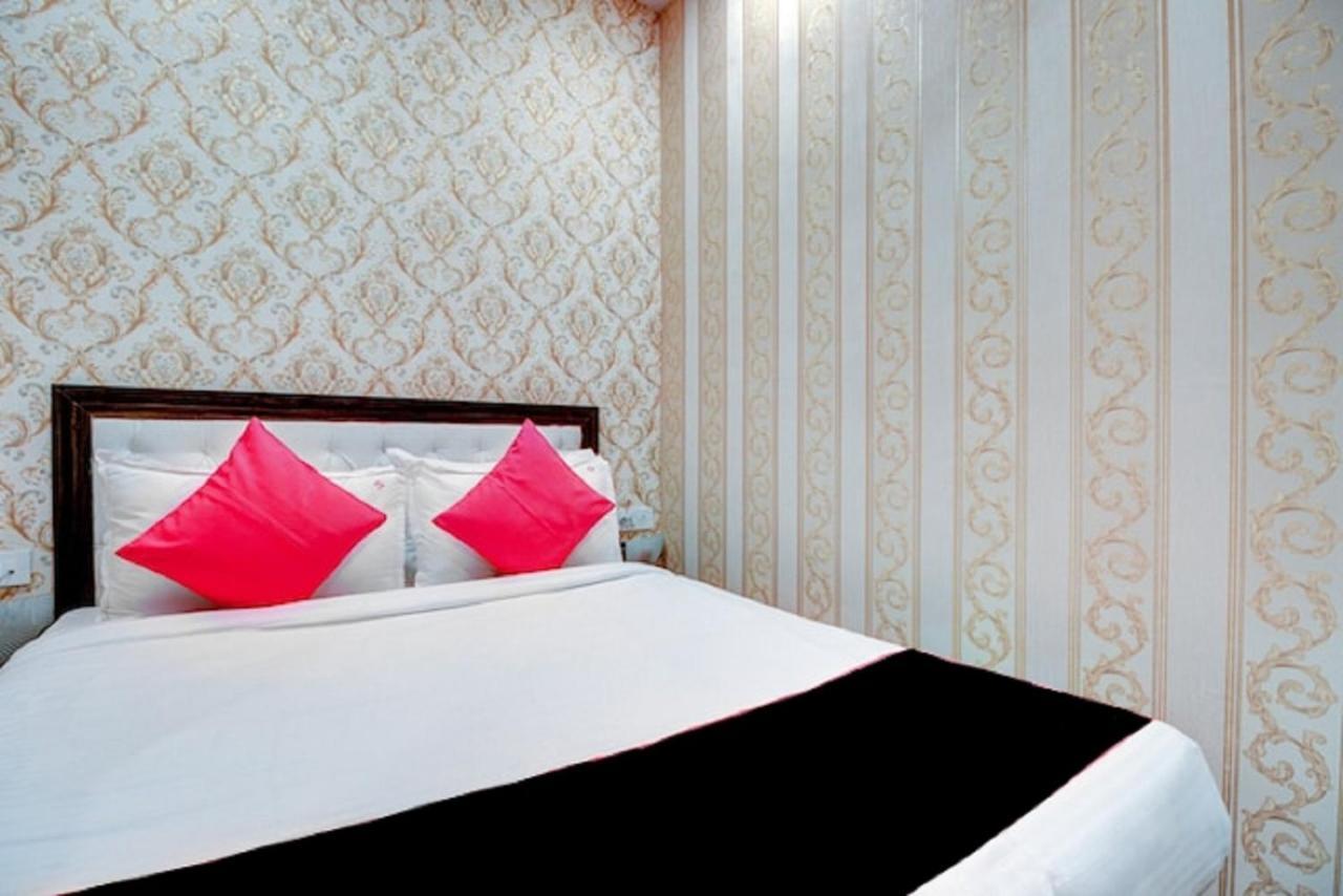 Hotel De Classico Juhu Mumbai Ngoại thất bức ảnh