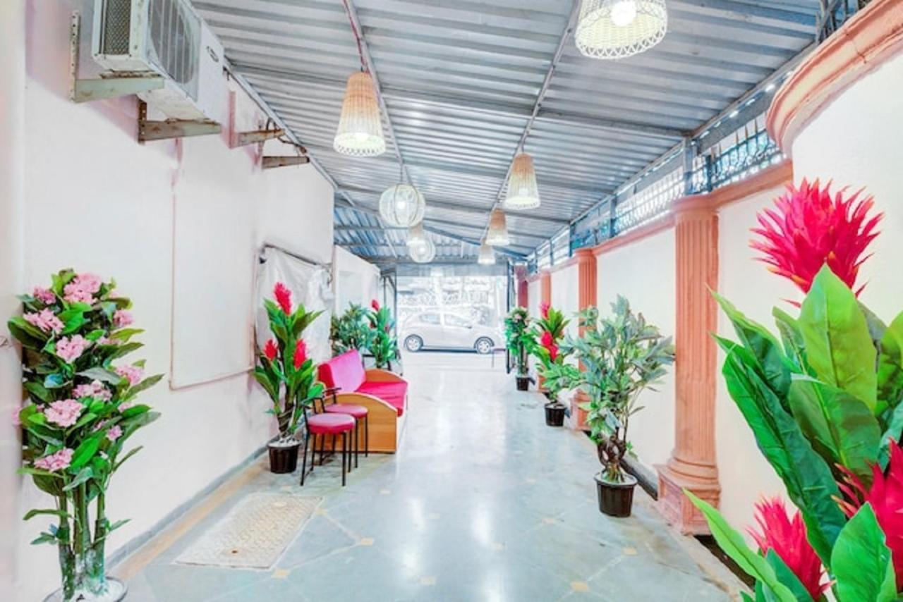 Hotel De Classico Juhu Mumbai Ngoại thất bức ảnh